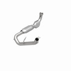MagnaFlow Direct Fit Catalytic Converter 97-98 Ford Trucks 5.4L