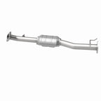 MagnaFlow Direct Fit Catalytic Converter 98-00 Toyota RAV4 2.0L