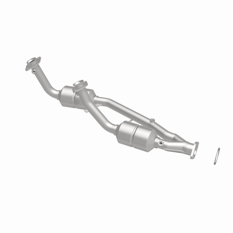 MagnaFlow Direct Fit Catalytic Converter 98 Ford Windstar 3.8L Assm