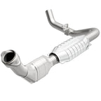 MagnaFlow Direct Fit Catalytic Converter 99-00 Ford Trucks 5.4L