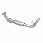 MagnaFlow Direct Fit Catalytic Converter 99-00 Ford Trucks 5.4L