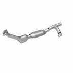 MagnaFlow Direct Fit Catalytic Converter 99-00 Ford Trucks 5.4L