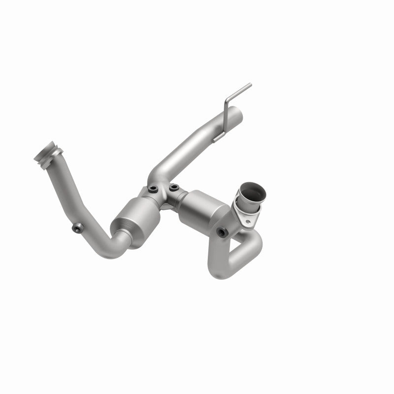 MagnaFlow Direct Fit Catalytic Converter 99-01 G Cherokee Front 4.7L