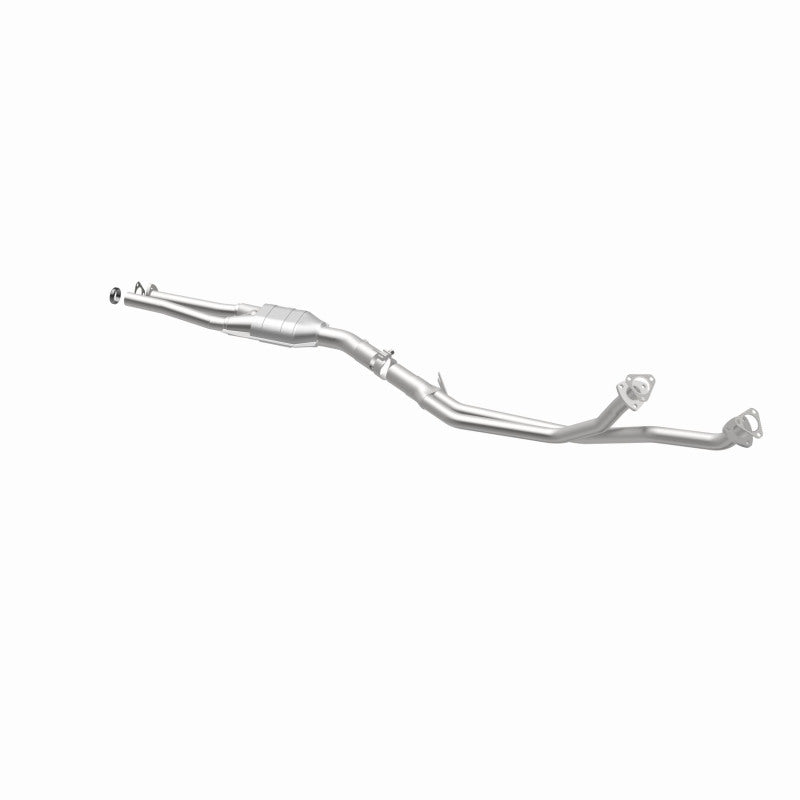 MagnaFlow Direct Fit Catalytic Converter BMW 80 88
