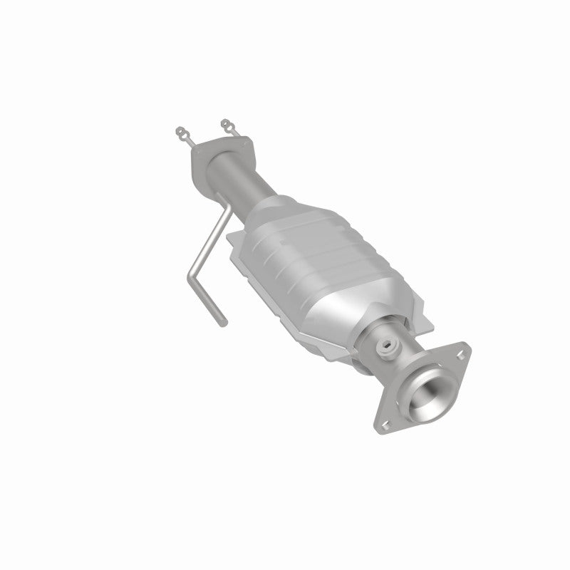 MagnaFlow Direct Fit Catalytic Converter Jeep Wrangler 00-04 OEM