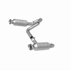 MagnaFlow Direct Fit Catalytic Converter RAIDER- 2006 8 4.7L OEM