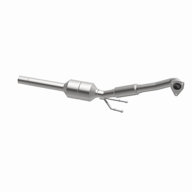 MagnaFlow Direct Fit Catalytic Converter 1999-2006 Volkswagen Beetle L4 1.9 Diesel