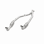 MagnaFlow Conv Direct Fit OEM 2003 Land Rover Discovery Underbody
