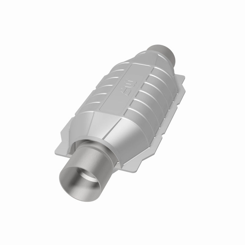 MagnaFlow Universal Catalytic Converter 2.25in Inlet/Outlet Center/Center Oval Rear (California)