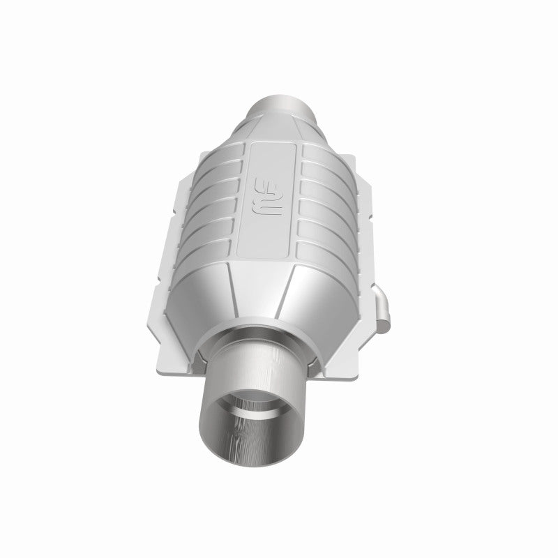 MagnaFlow Universal Catalytic Converter 2.25in Inlet/Outlet Center/Center Oval Rear (California)