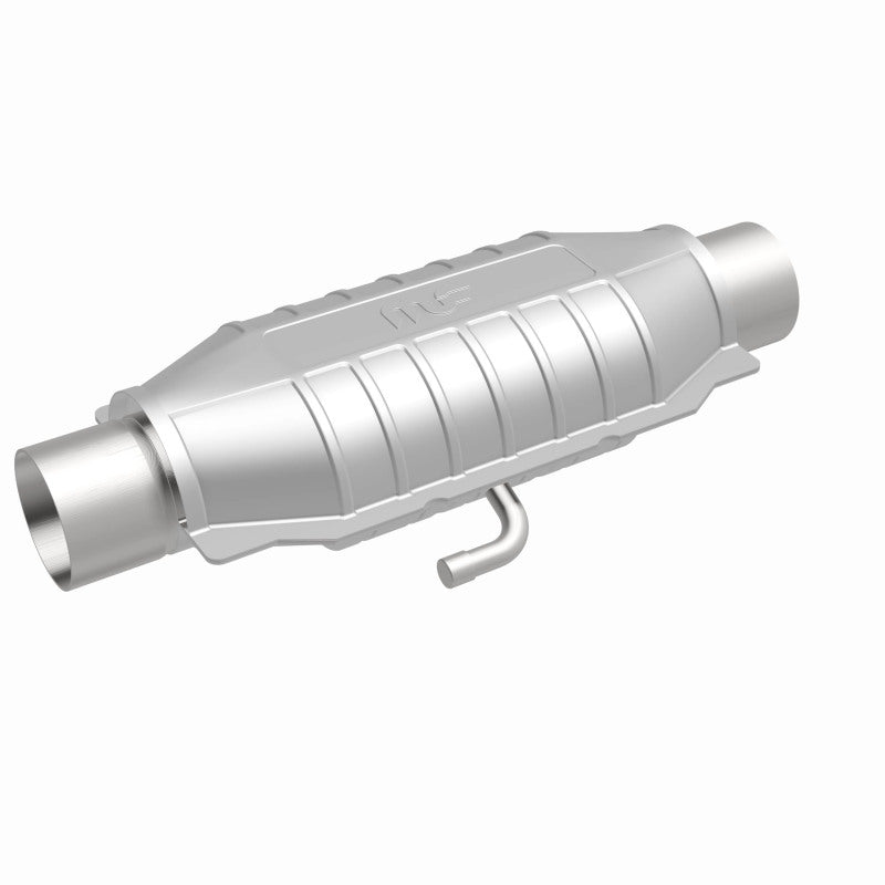 MagnaFlow Universal Catalytic Converter 2.25in Inlet/Outlet Center/Center Oval Rear (California)