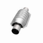 MagnaFlow Universal Catalytic Converter 2.00 with 1-O2 Rear CA