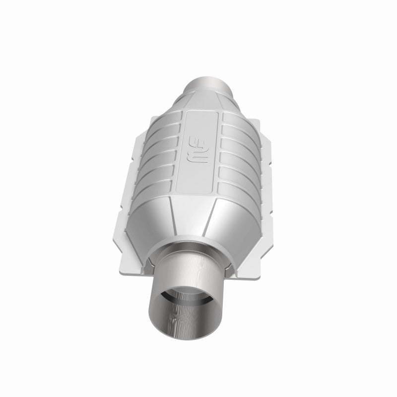 MagnaFlow Univ Cat Conv 3in Inlet/Outlet Center/Center Oval 12in Body L x 6.5in W x 16in Overall L