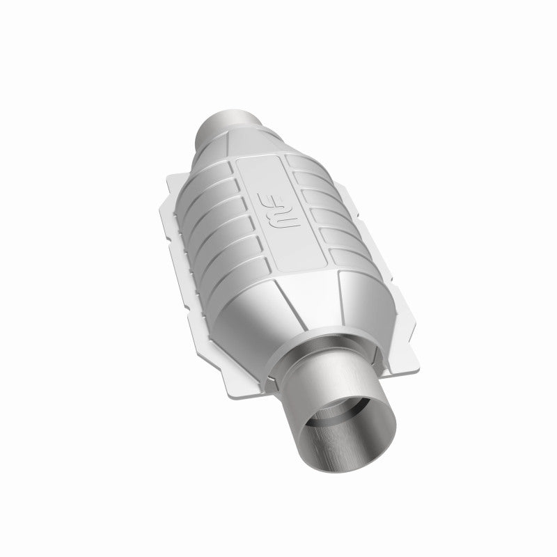 MagnaFlow Univ Cat Conv 3in Inlet/Outlet Center/Center Oval 12in Body L x 6.5in W x 16in Overall L