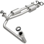 MagnaFlow Direct Fit Catalytic Converter California Grade 96-00 GM Tahoe/Yukon/Escalade 5.7L