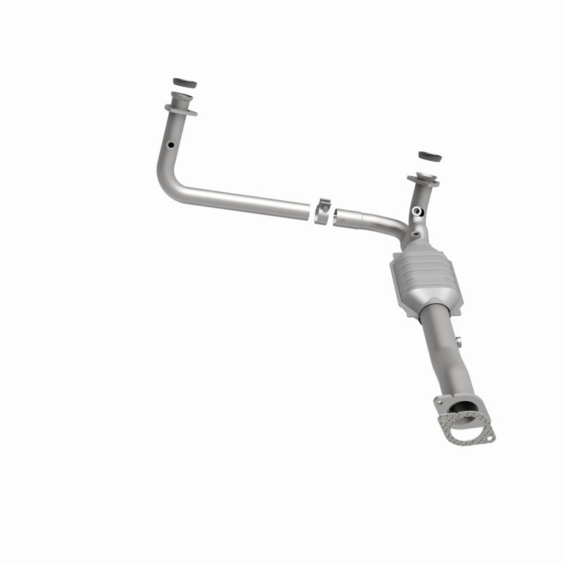 MagnaFlow Direct Fit Catalytic Converter California Grade 96-99 GM K/C 1500/2500 5.0L V8/4.3L V6