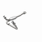 MagnaFlow Direct Fit Catalytic Converter California Grade 96-99 GM K/C 1500/2500 5.0L V8/4.3L V6