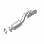 MagnaFlow Direct Fit Catalytic Converter 02-04 Volkswagen Passat 4.0L