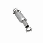 MagnaFlow Direct Fit Catalytic Converter 04-06 Toyota Sienna 3.3L AWD Rear