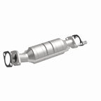 MagnaFlow Direct Fit Catalytic Converter 06-10 Hyundai Elantra 2.0L Rear/2011 Kia Soul 2.0L Rear