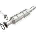 MagnaFlow Direct Fit Catalytic Converter 07-08 E-350 Super Duty 5.4 & 6.8 L OEM Underbody