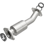 MagnaFlow Direct Fit Catalytic Converter 11-15 Sienna 3.5 Underbody