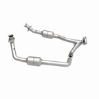 MagnaFlow Direct Fit Catalytic Converter 2002 Ford E-Series Vans 5.4L