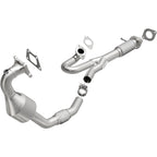 MagnaFlow Direct Fit Catalytic Converter 2010-2011 SRX 3 L Underbody