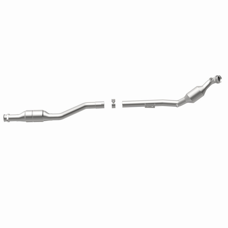 MagnaFlow Direct Fit Catalytic Converter 99-00 Mercedes E430 4.3L