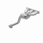 MagnaFlow Direct Fit Catalytic Converter BMW 5 01-03 front