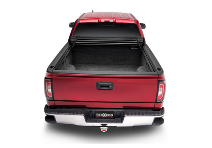 Truxedo 14-18 GMC Sierra & Chevrolet Silverado 1500 5ft 8in Sentry CT Bed Cover