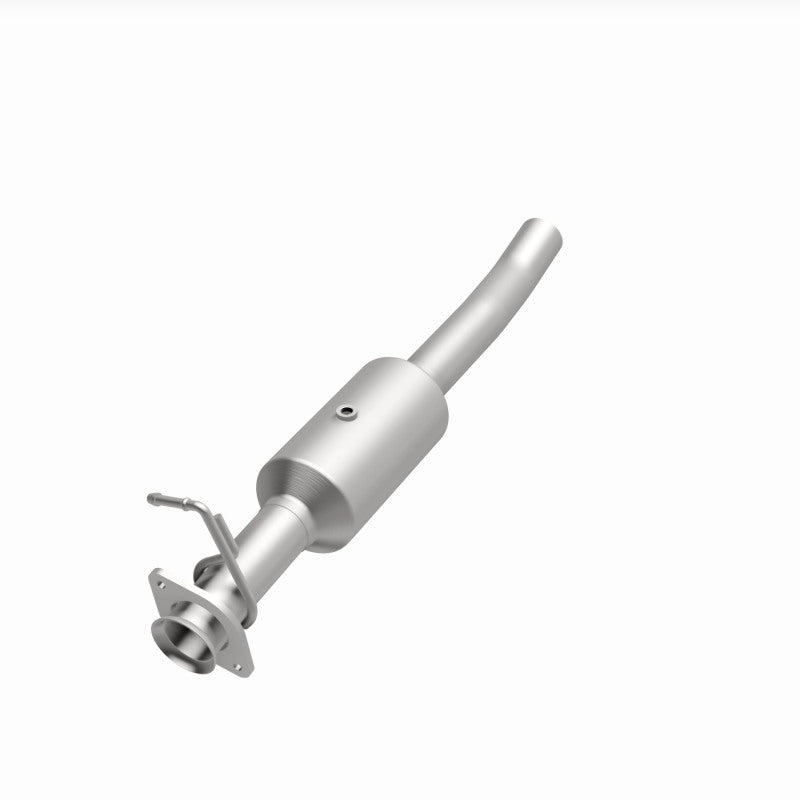 MagnaFlow 16-19 Ford F-650 V10 6.8L Underbody Direct Fit Catalytic Converter