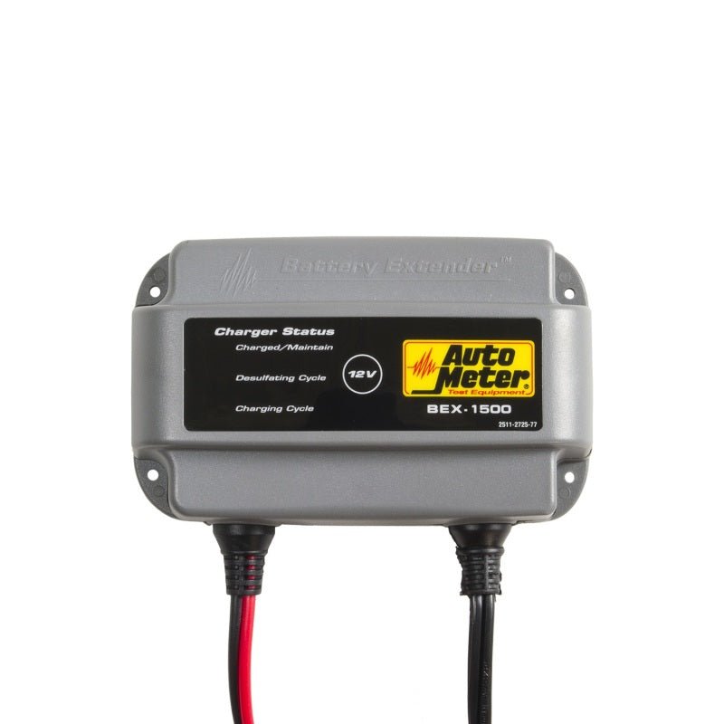 Autometer Battery Charger/Maintainer 12V/1.5A AutoMeter Battery Chargers