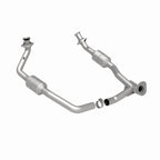 MagnaFlow Direct Fit Catalytic Converter 2002 Ford E-Series Vans 5.4L