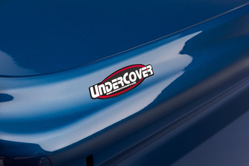 UnderCover 19-20 Chevy Silverado 1500 6.5ft Lux Bed Cover - Smokey Quartz Metallic