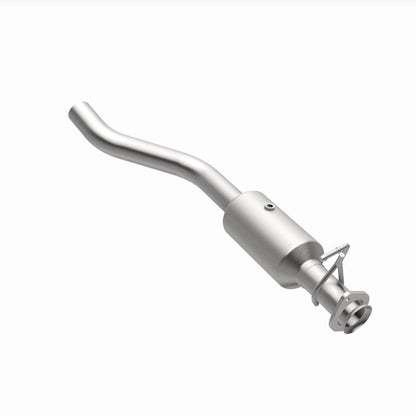 MagnaFlow 22-24 Ford F-650 V8 7.3L Underbody Direct Fit Catalytic Converter