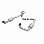 MagnaFlow Direct Fit Catalytic Converter 2002 Ford E-Series Vans 5.4L
