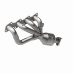 MagnaFlow Direct Fit Catalytic Converter 98-99 Nissan Frontier 2.4L