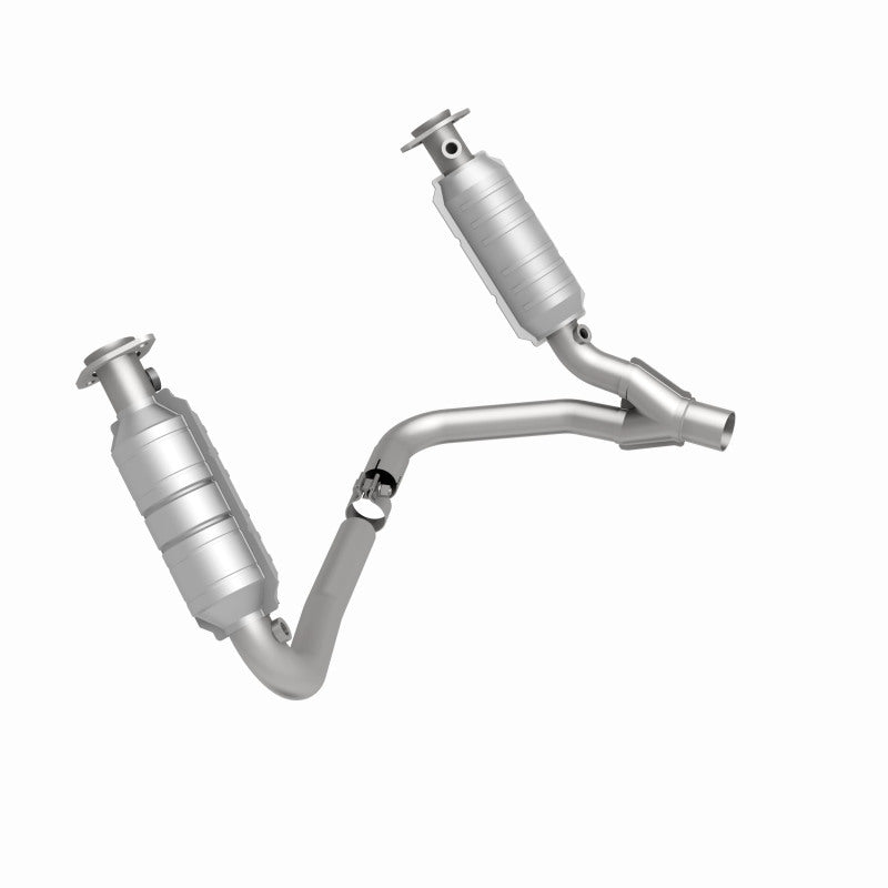 MagnaFlow 06 Mitsubishi Raider Catalytic Converter DF (California)