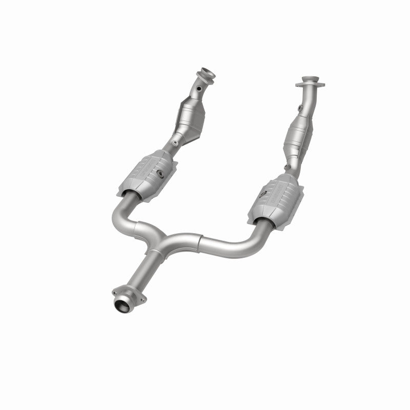 MagnaFlow Direct Fit Catalytic Converter 01-04 Ford Mustang 3.8L CA
