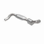 MagnaFlow Direct Fit Catalytic Converter 01-03 Ford E150 4.2L D/S