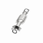 MagnaFlow Direct Fit Catalytic Converter 01-02 Montero 3.5L Rear