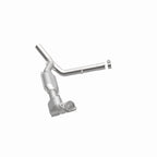 MagnaFlow Direct Fit Catalytic Converter 04-05 Ford F-150 5.4L P/S 2WD (Excl 04 Heritage Edition)