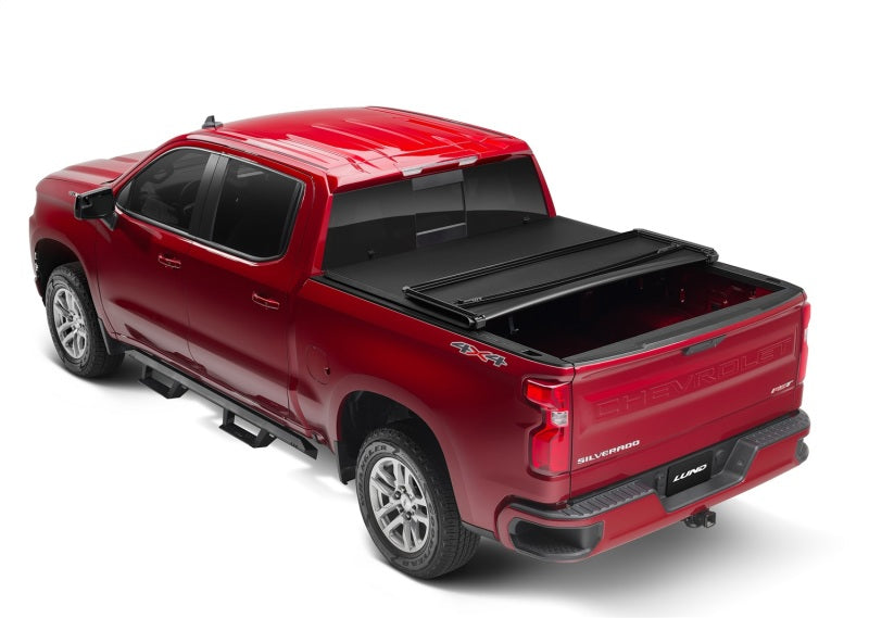 Lund 14-17 Chevy Silverado 1500 (6.5ft. Bed) Genesis Tri-Fold Tonneau Cover - Black