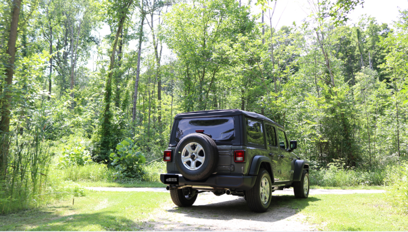 Corsa 2018-2024 Jeep Wrangler JL 2.5in Dual Rear Exit Black Tips Sport Axle-Back Exhaust