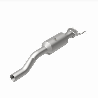 MagnaFlow 20-22 Ford F-350 Super Duty V8 7.3L Rear Underbody Direct Fit Catalytic Converter