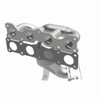 MagnaFlow Direct Fit Catalytic Converter 09-10 Hyundai Sonata 2.4L