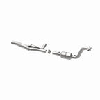 MagnaFlow Direct Fit Catalytic Converter 04-06 Dodge Durango 5.7L Passenger Side