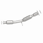 MagnaFlow Direct Fit Catalytic Converter 05-09 Volvo V50 2.4L
