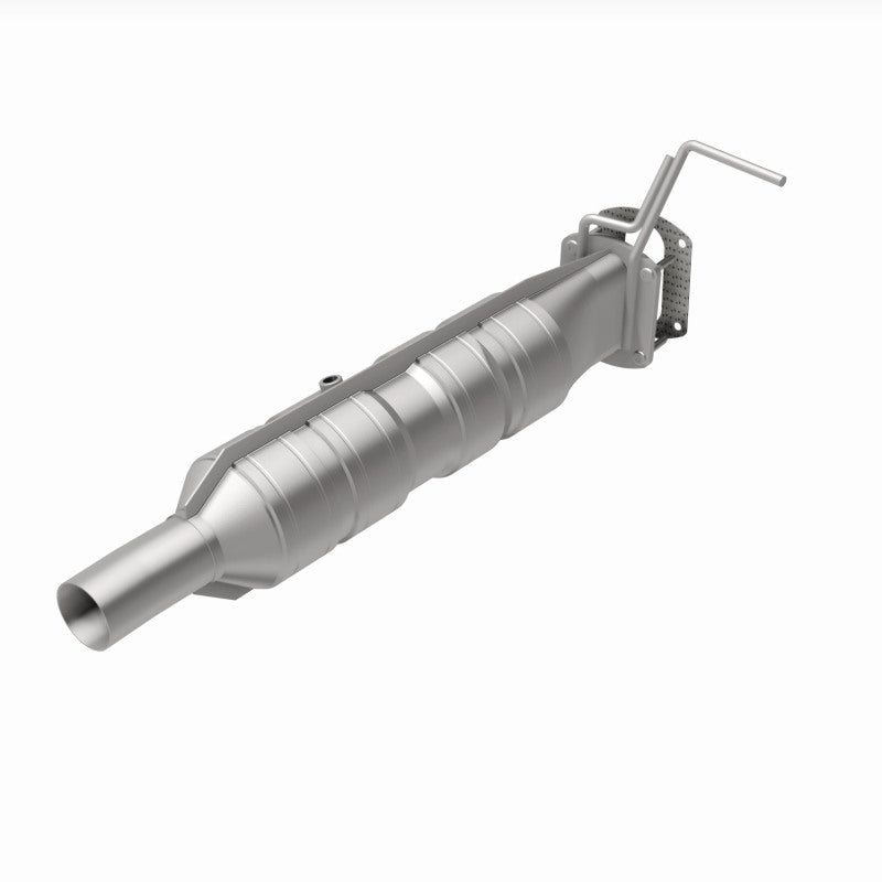 MagnaFlow 09-19 Ford F53 V10 6.8L Underbody 6.8L Direct Fit Catalytic Converter